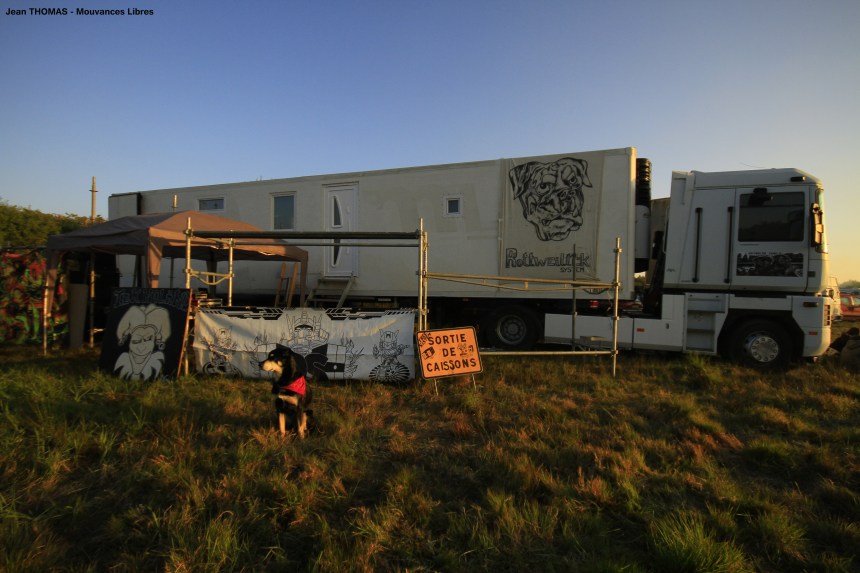 teknival caion chien copie